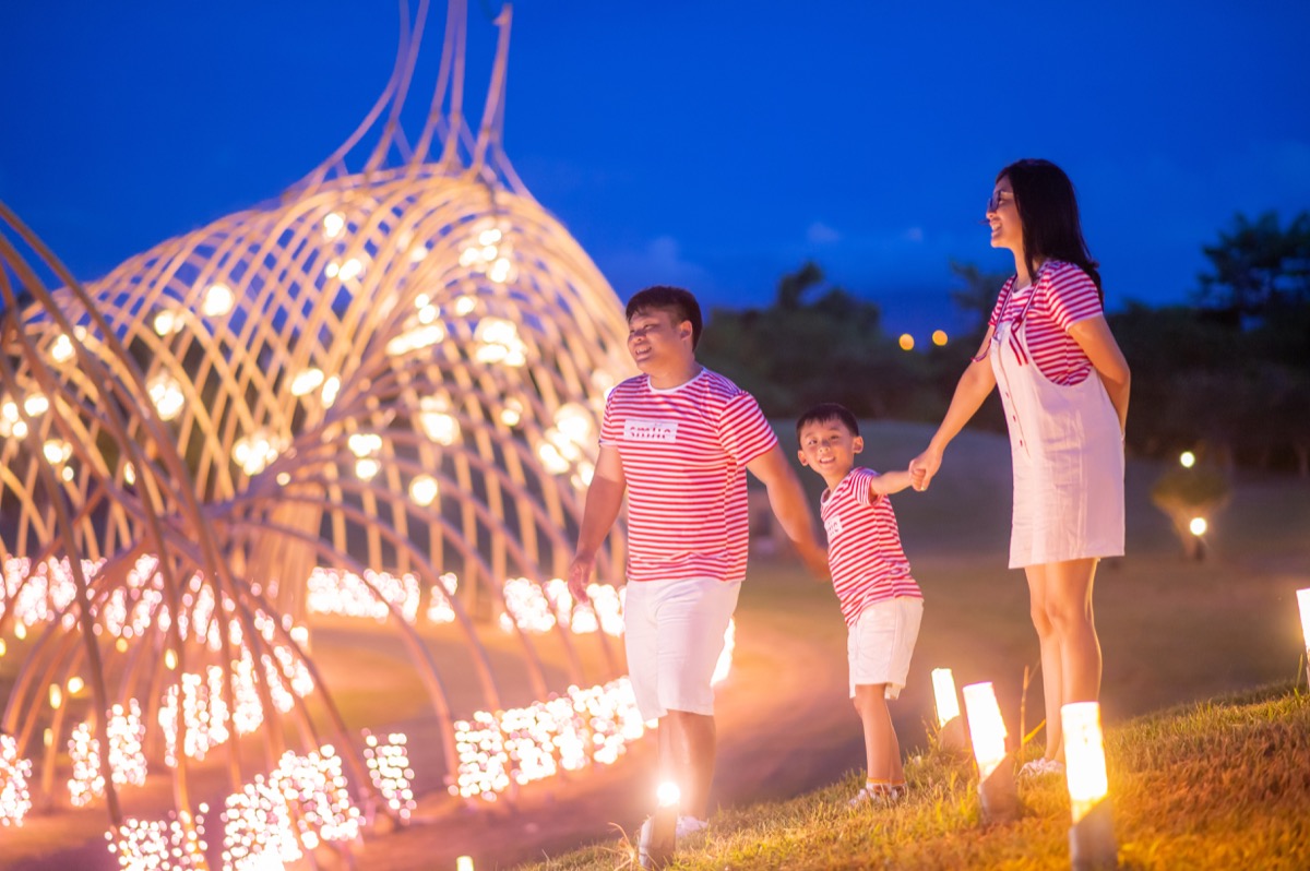 夜拍煙火聖誕節親子寫真|夜景家庭攝影|親子寫真|家庭攝影|小巴老師|第 21 張
