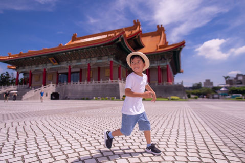 台北親子寫真｜城市公園、街景與家庭旅拍｜親子寫真｜家庭攝影｜小巴老師｜第 86 張